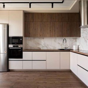 Cuisine Sur-Mesure en Bois Massif (example 9)